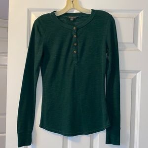 L.L. Bean Dark Green Long Sleeved Shirt